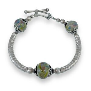 Sterling Silver 925 Textured Curve Tube Green Glass Beaded Toggle Bracelet 7"